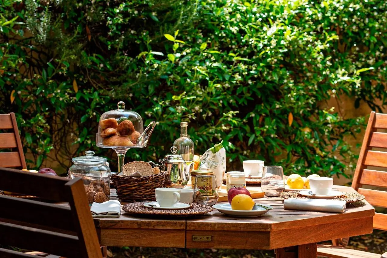 Cozy Apartment In The Heart Of Chianti contacts